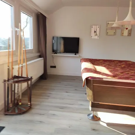 דירה Helga Zentrum Og Balkon 4 Sz אאוריך
