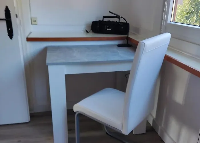 公寓 Zentrum Og 4 Schlafzimmer Und Eg 3 Schlafzimmer 奥利希