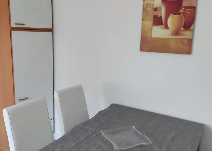 Zentrum Og 4 Schlafzimmer Und Eg 3 Schlafzimmer *